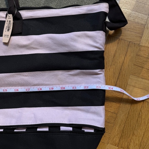 Victoria's Secret Striped Weekender Travel Tote Bag - Picture 4 of 5
